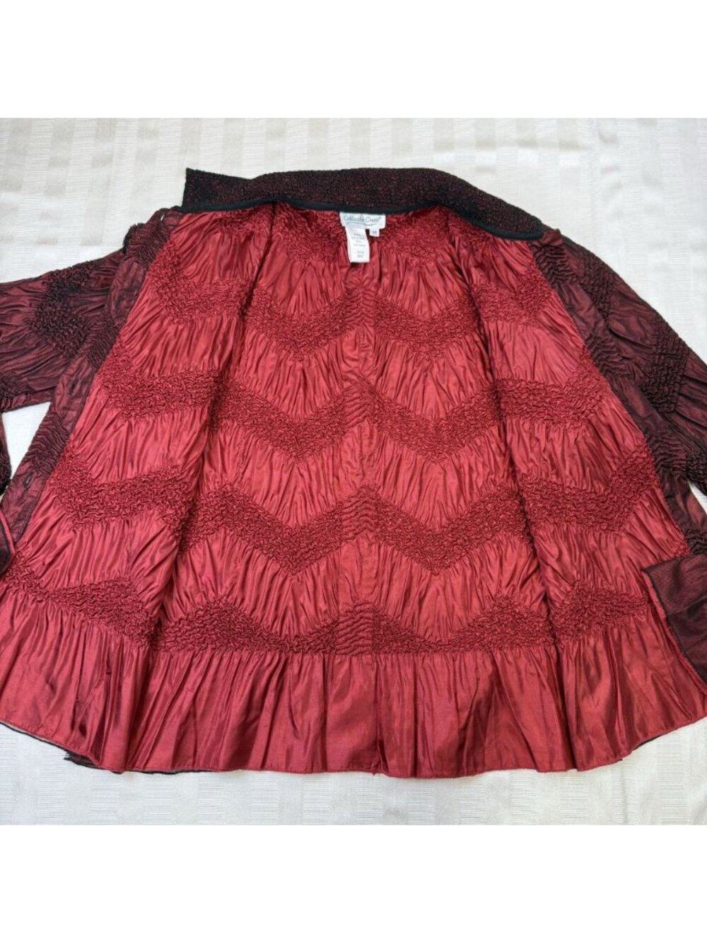 Coldwater Creek Red Crinkle Button-Up Top Lightweight Textured Chevron Medium - Picture 14 of 15